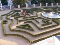 /album/fotogalerie-bludiste-a-labyrinty-na-zamku-loucen/buxusove-bludiste-jpg/
